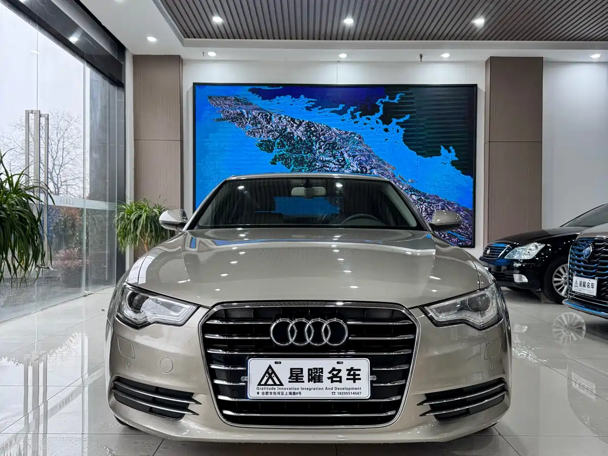 Audi A6L 2012 30 FSI Luxury фото 2