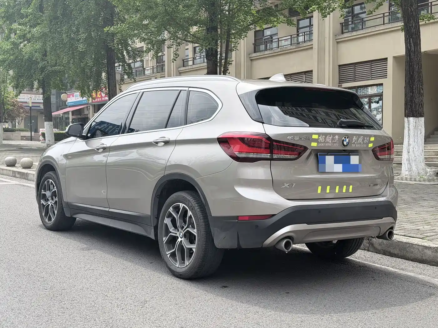 BMW X1 2022 sDrive25Li Leading фото 3