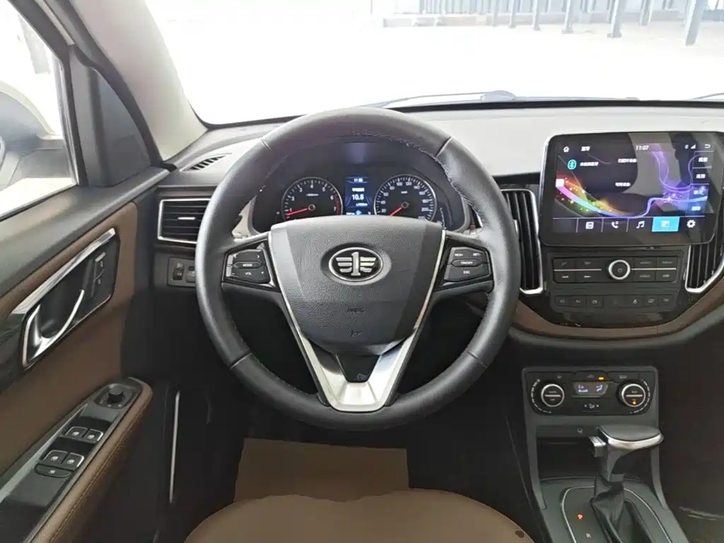 FAW Senya R7 2018 2017 Model 1.6L Automatic Smart