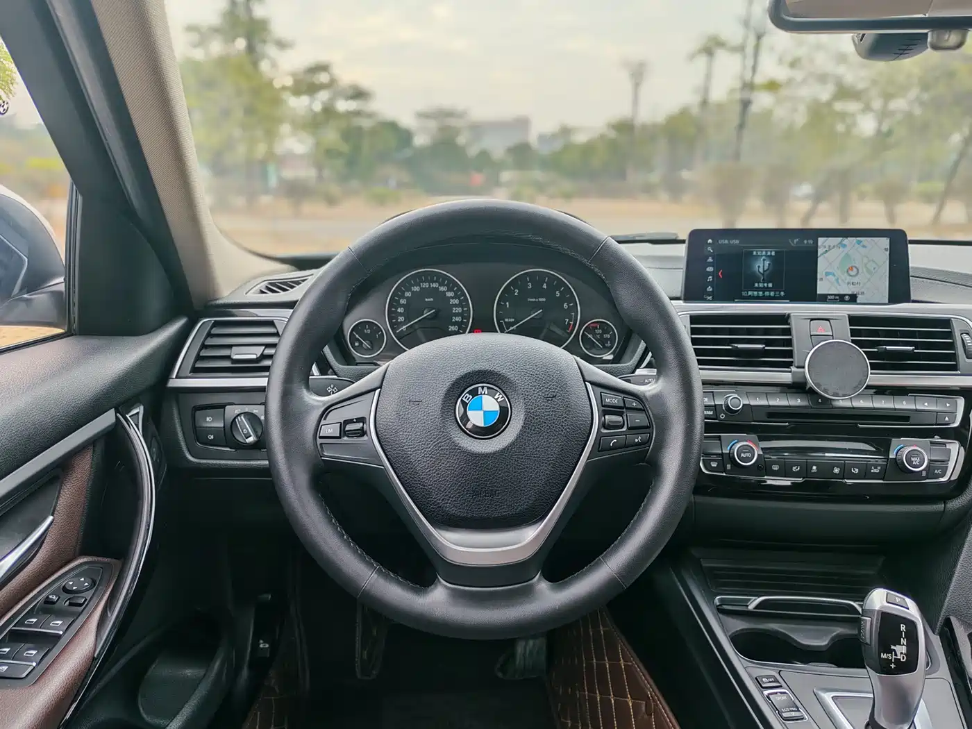 BMW 3 Series 2019 320Li Fashion Type фото 15