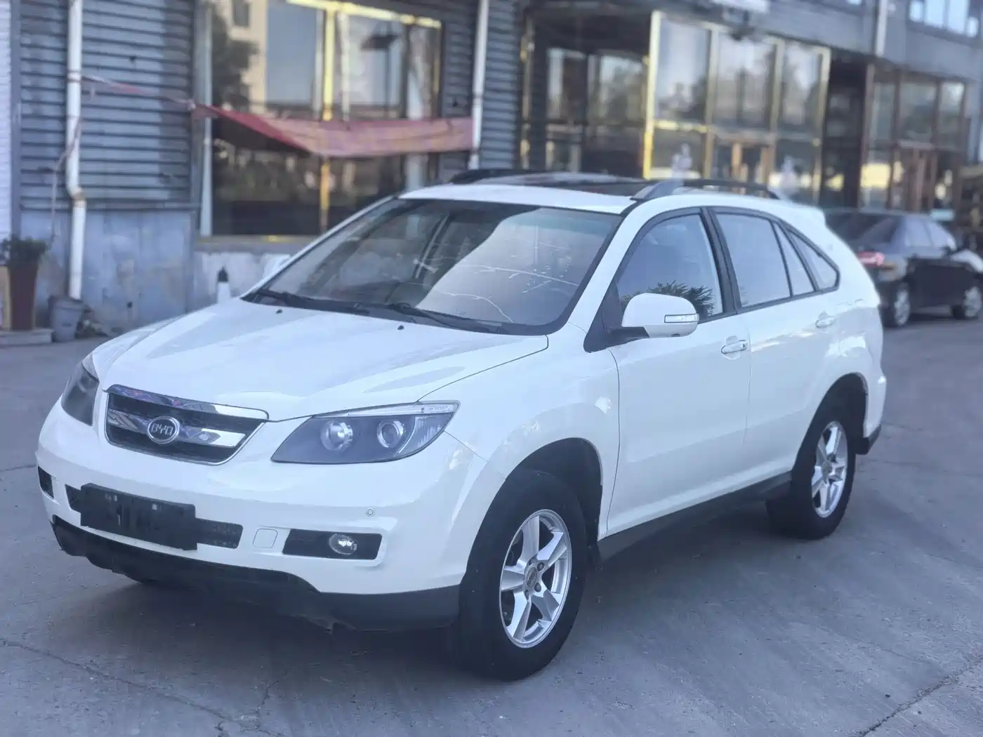 2016 BYD S6
