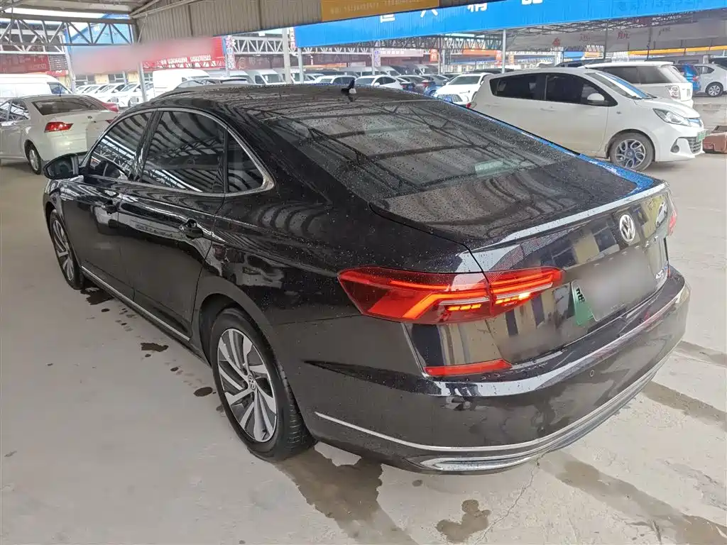 Volkswagen Passat New Energy 2019 430PHEV Hybrid Elite Edition фото 5