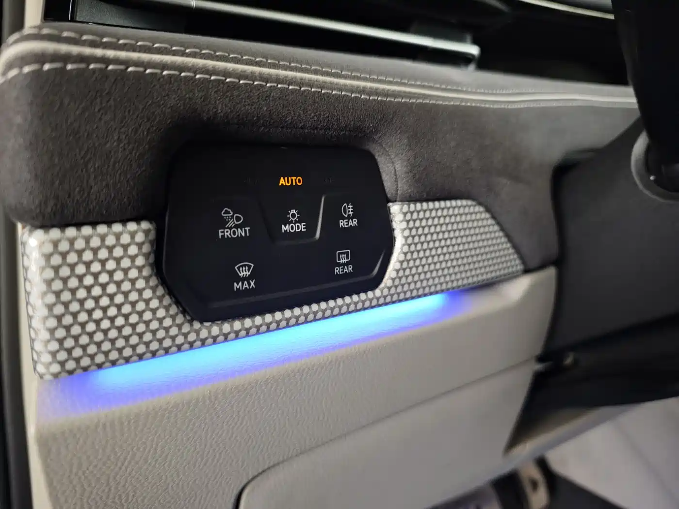 VOLKSWAGEN ID.7 VIZZION