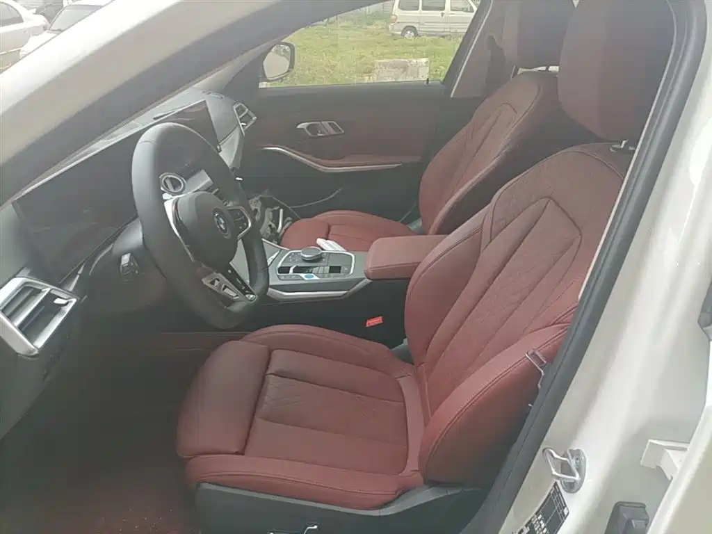BMW i3 2025 eDrive 35 L фото 15