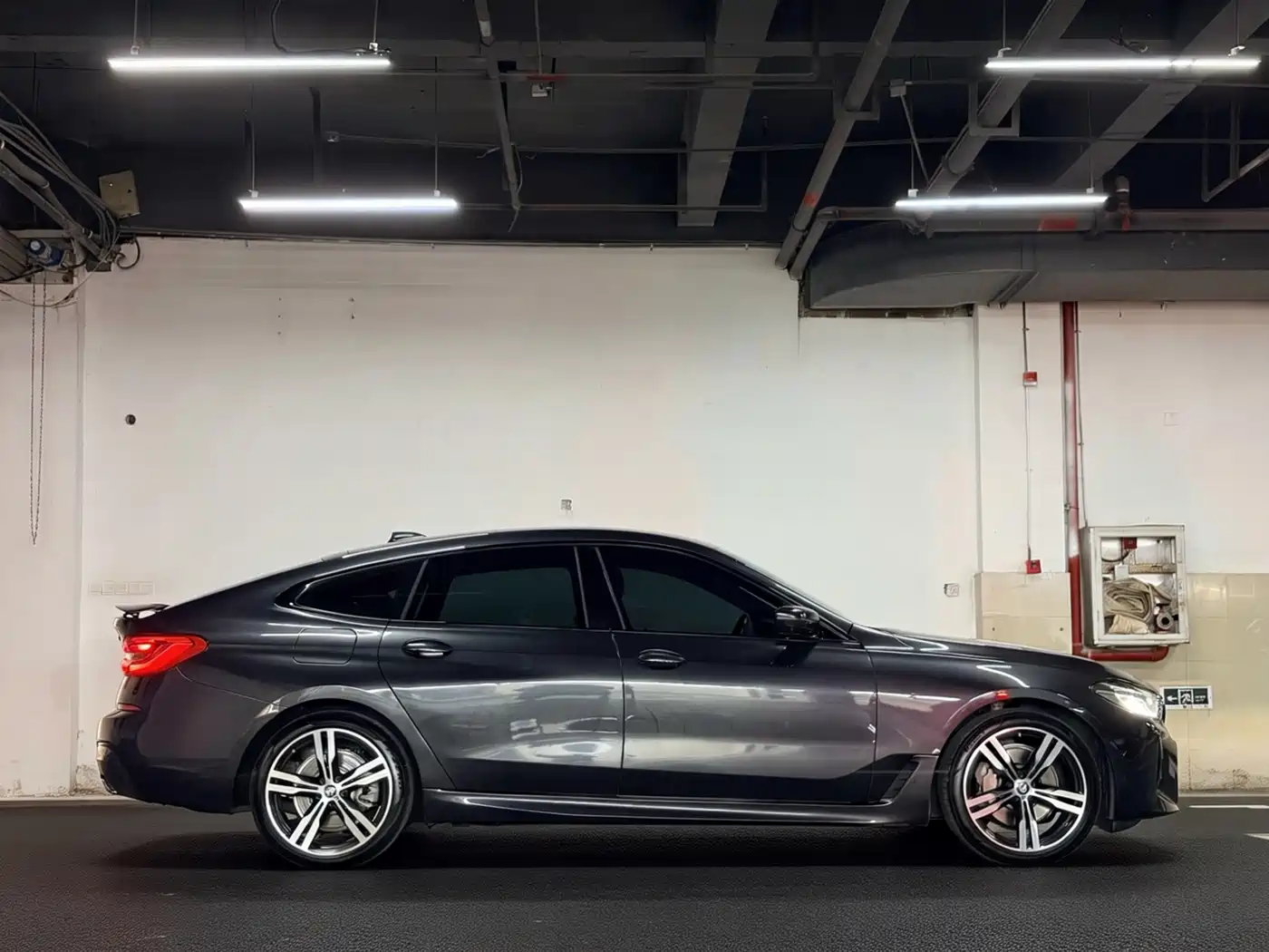 BMW 6 Series GT 2022 Model 630i M Sport Package фото 3