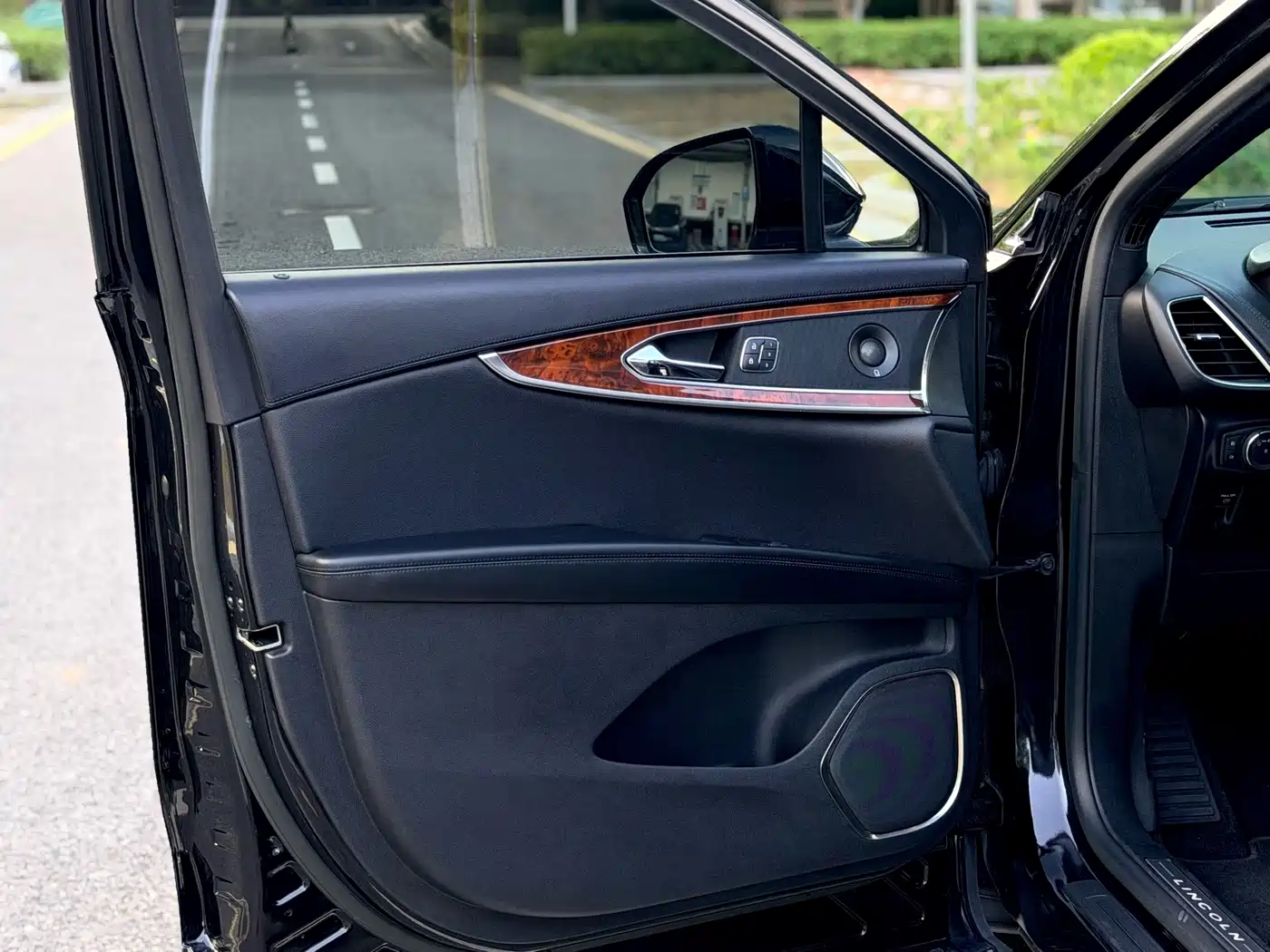 Lincoln Nautilus (Import) 2019 2019 2.0T 4WD Zunya Edition China V