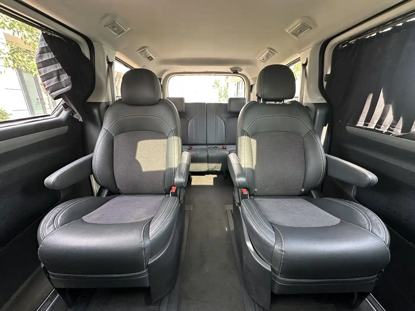 SAIC Maxus Maxus G10 2018 PLUS 2.0T Automatic Elite Edition фото 16