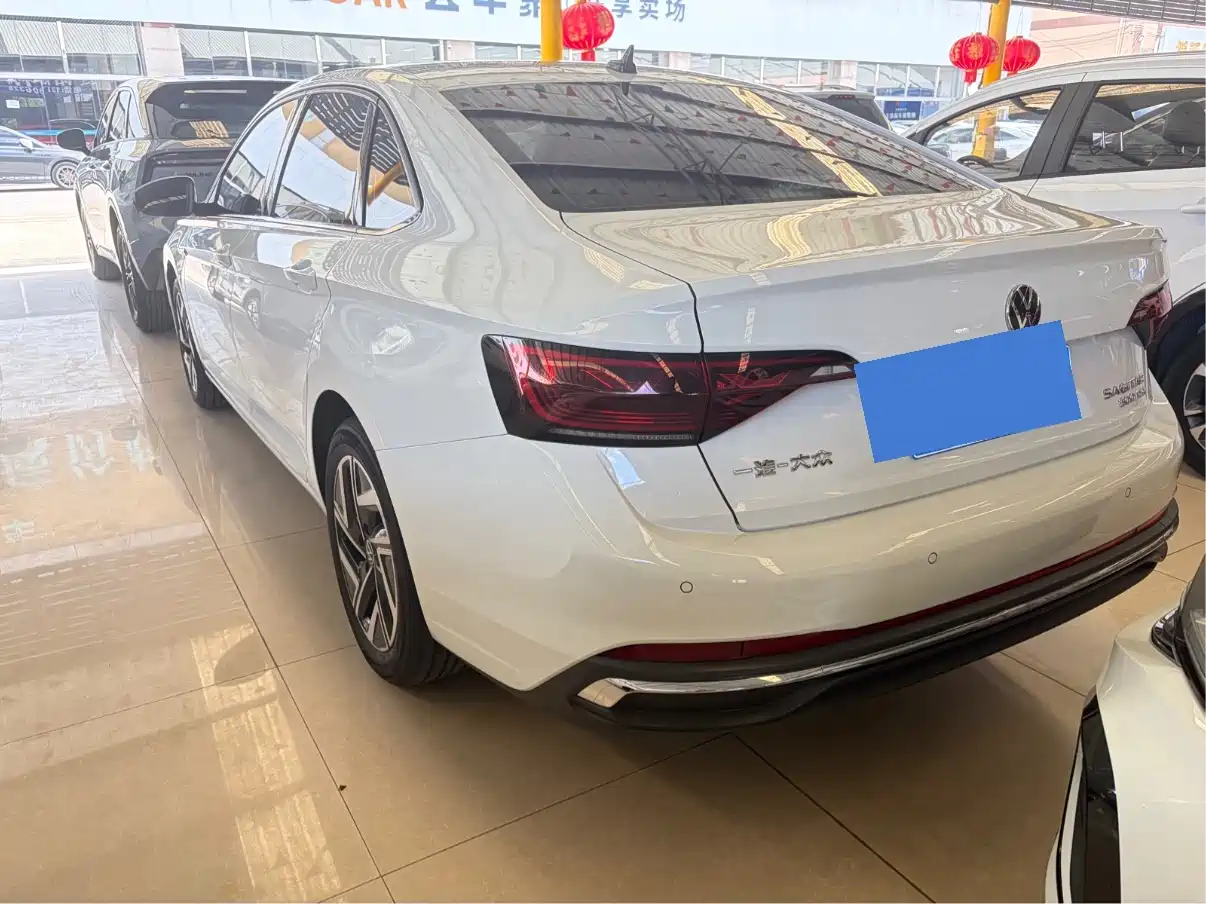Volkswagen Sagitar 2023 300TSI DSG Surpassing Edition фото 9
