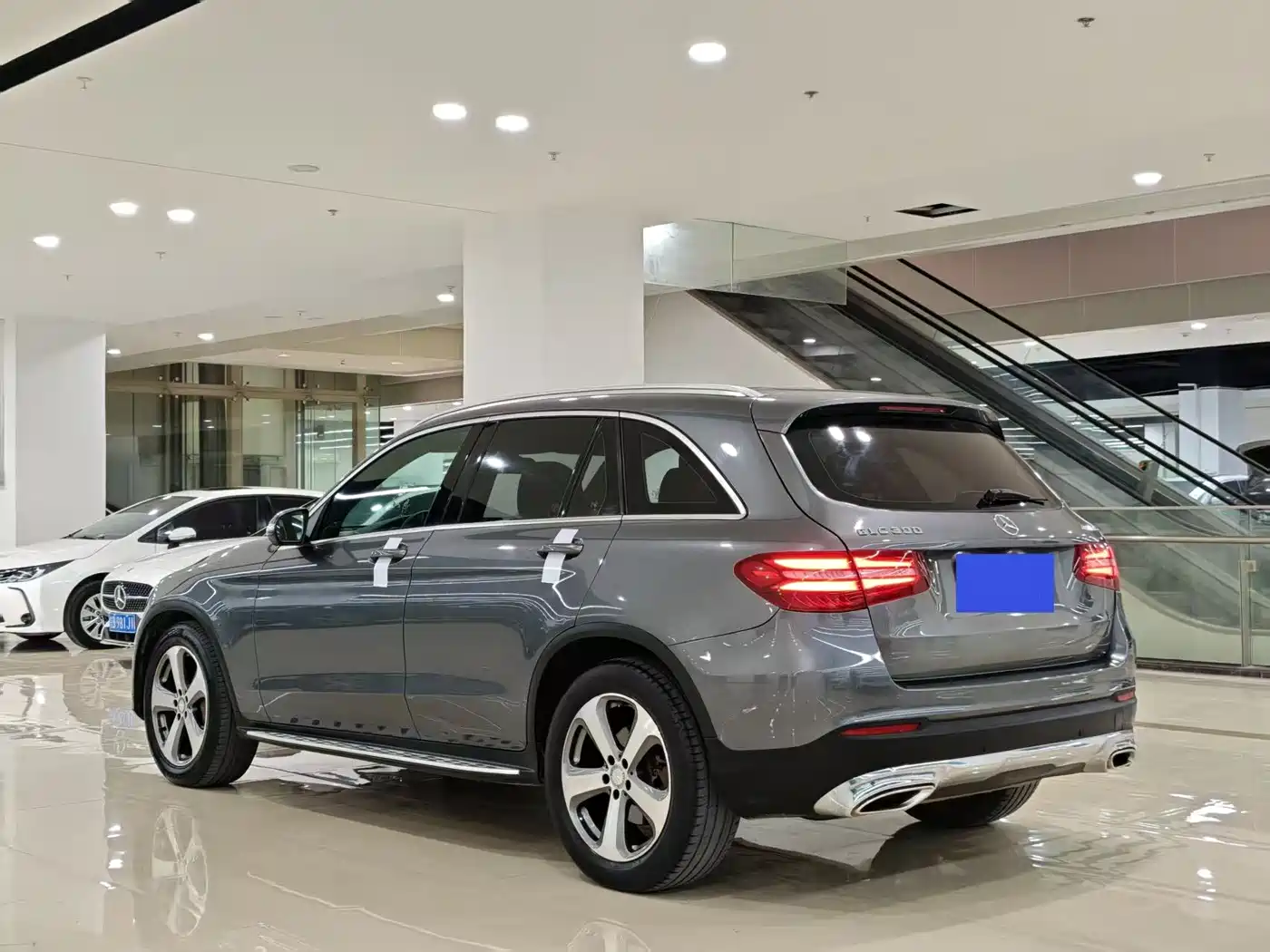 Mercedes-Benz GLC 2016 GLC 260 4MATIC Luxury фото 3