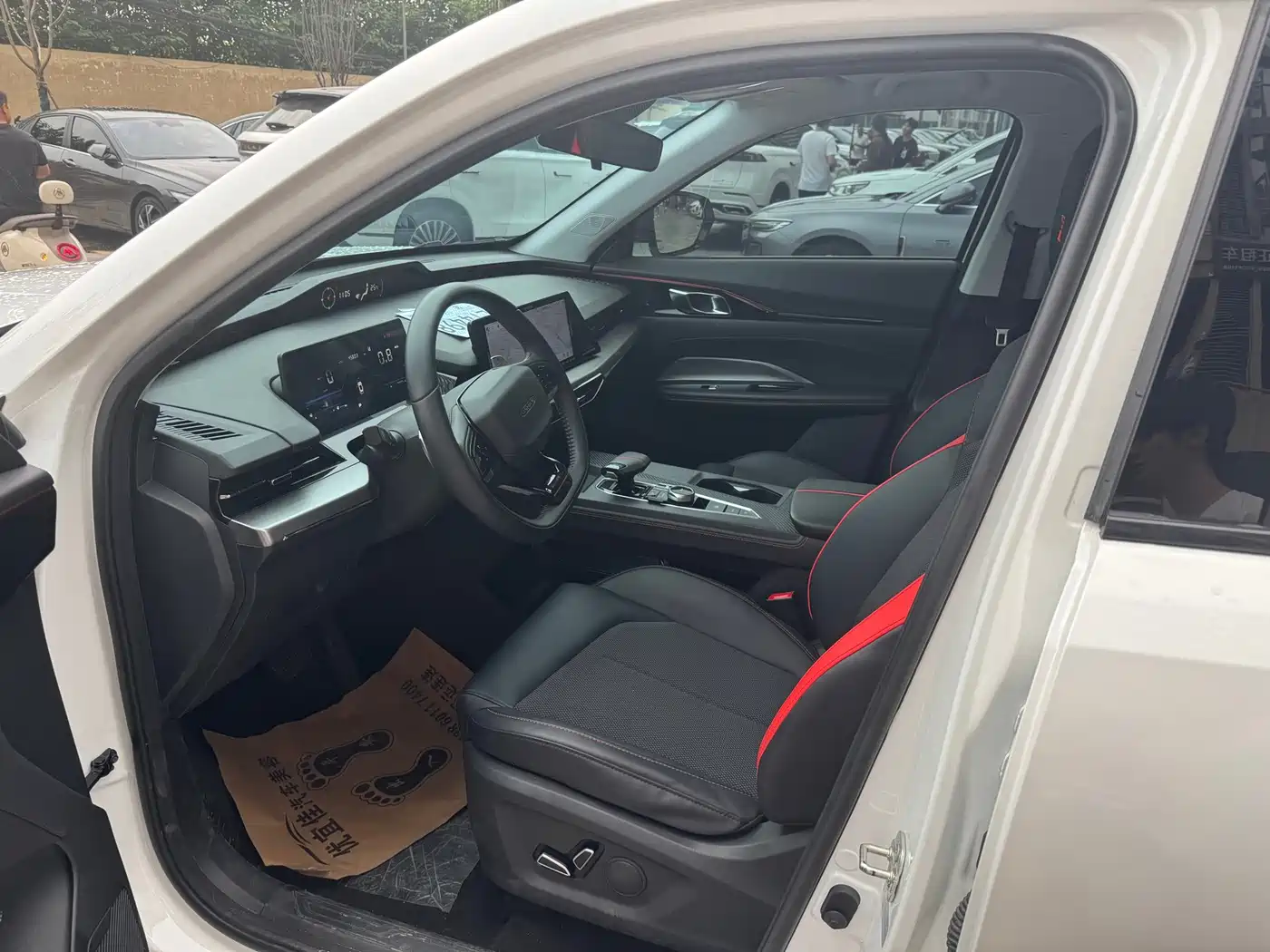 Changan Oshan Z6 2023 2022 Blue Whale 1.5T DCT Intelligent Premium