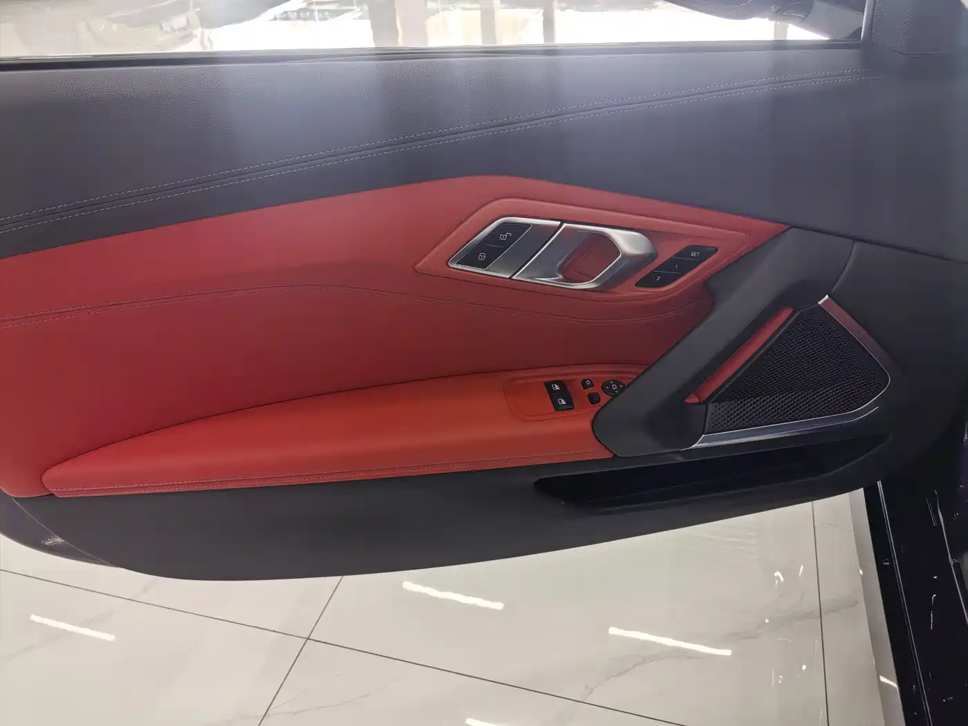 BMW Z4 2023 sDrive 25i M Sport Shadowline Package фото 5
