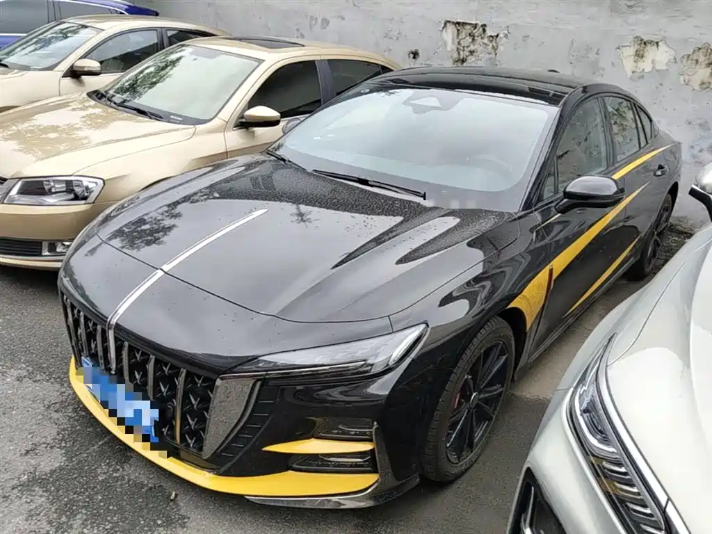 Hongqi H6 2025 Model 2.0T Fashion Edition