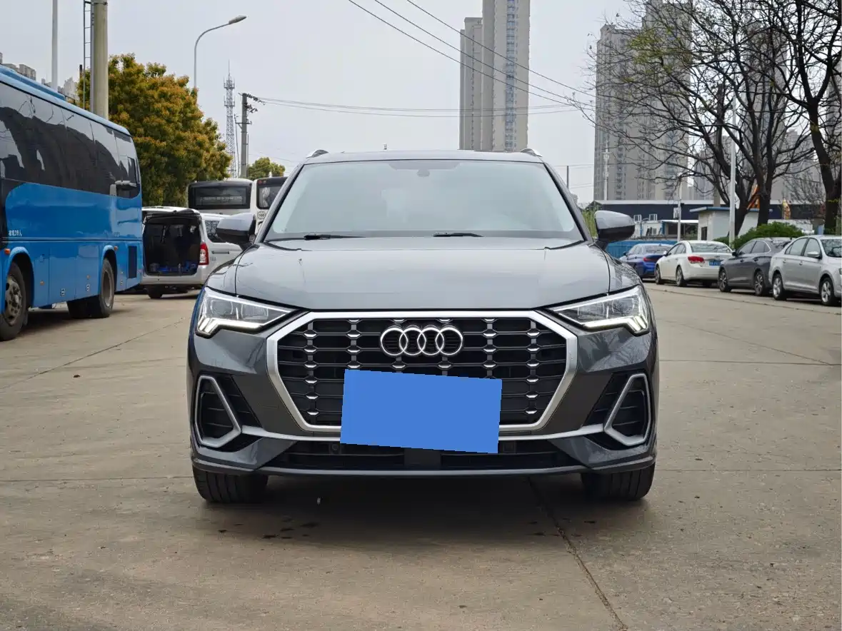 Audi Q3 2021 35 TFSI Fashion Sport фото 2