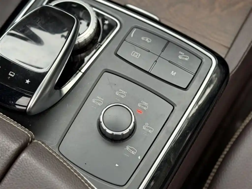 Mercedes-Benz GLE 2016 GLE 400 4MATIC фото 6