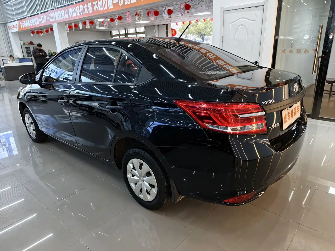 Toyota Vios 2017 1.3L Manual Advance фото 4