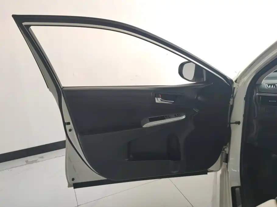 Toyota Camry 2014 2012 Junrui 2.0S Dynamic Edition