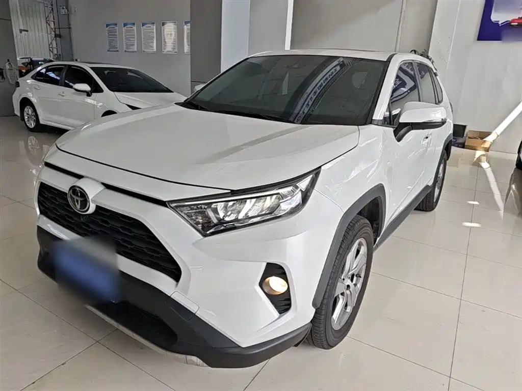 Toyota RAV4 Rongfang 2022 2.0L CVT 2WD Trend Edition фото 2