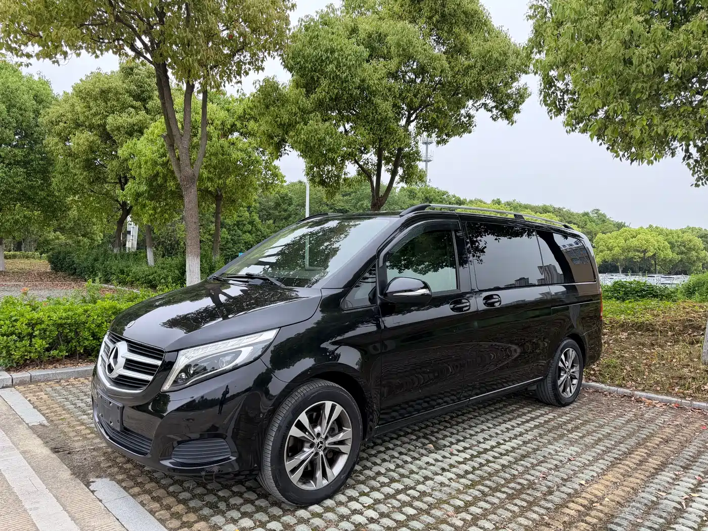 Mercedes-Benz V-Class 2018 V 260 Navigator Edition China VI