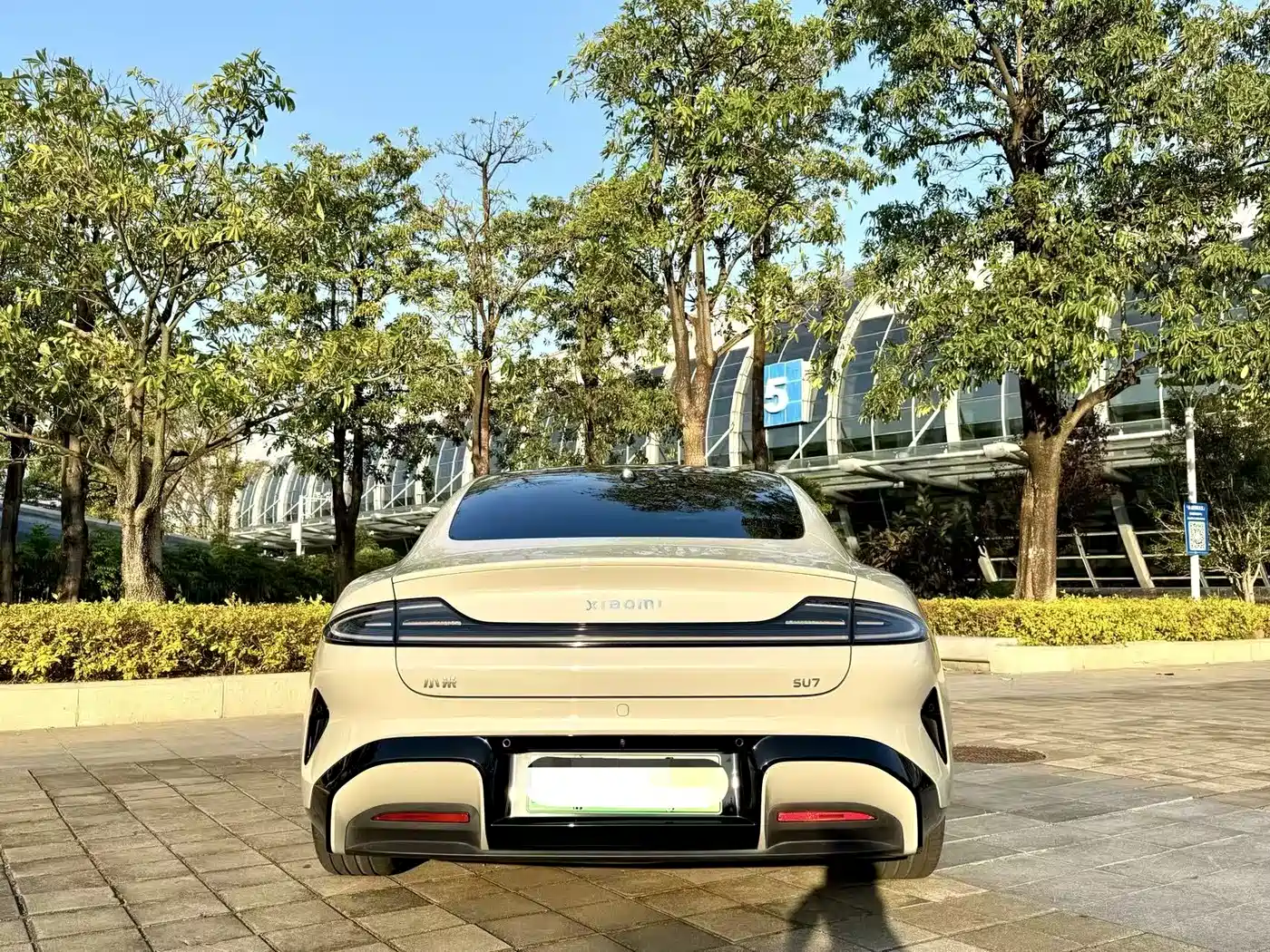 XIAOMI CAR XIAOMI SU7