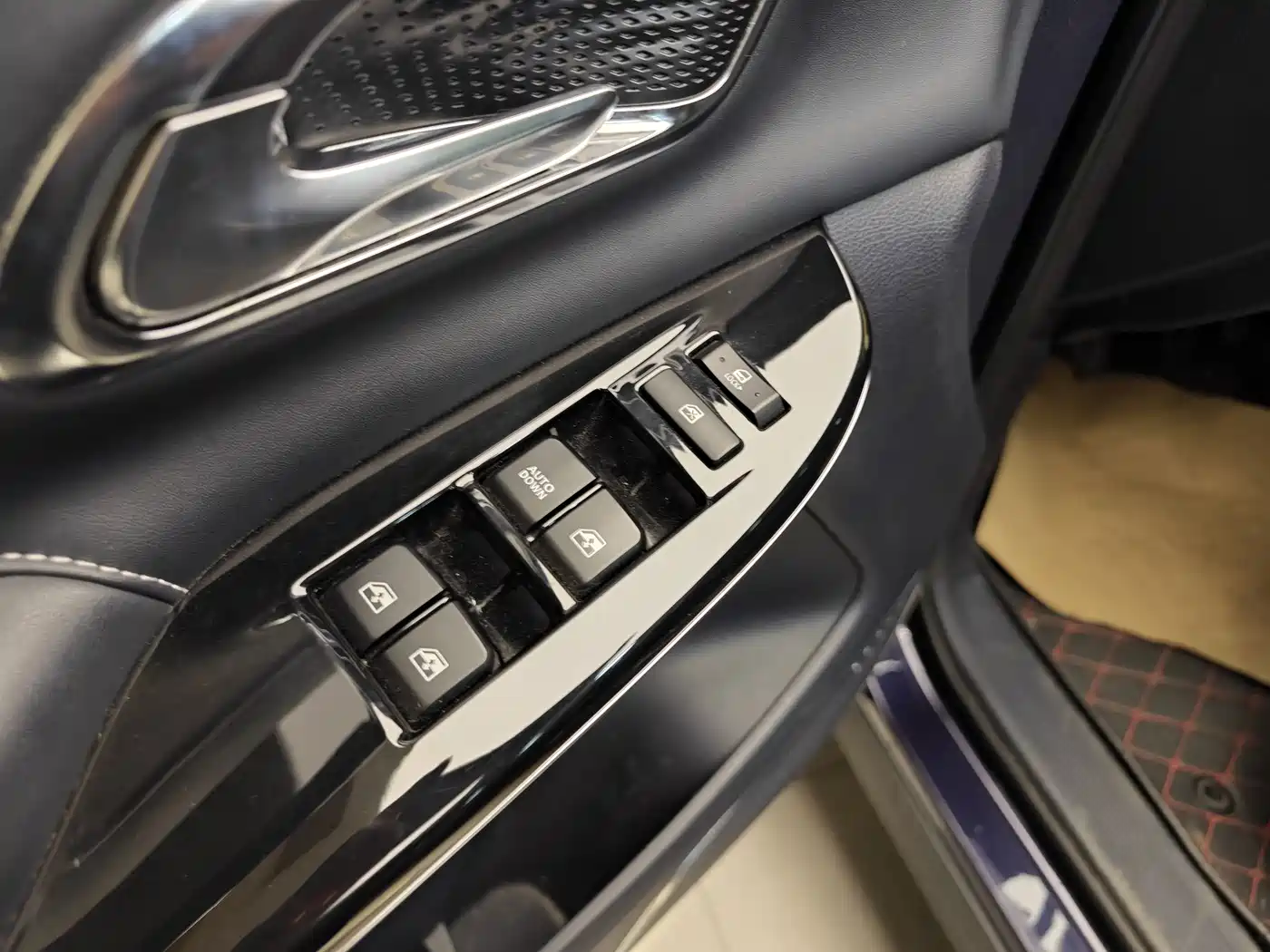 CHANGAN CHANGAN AUCHAN X7