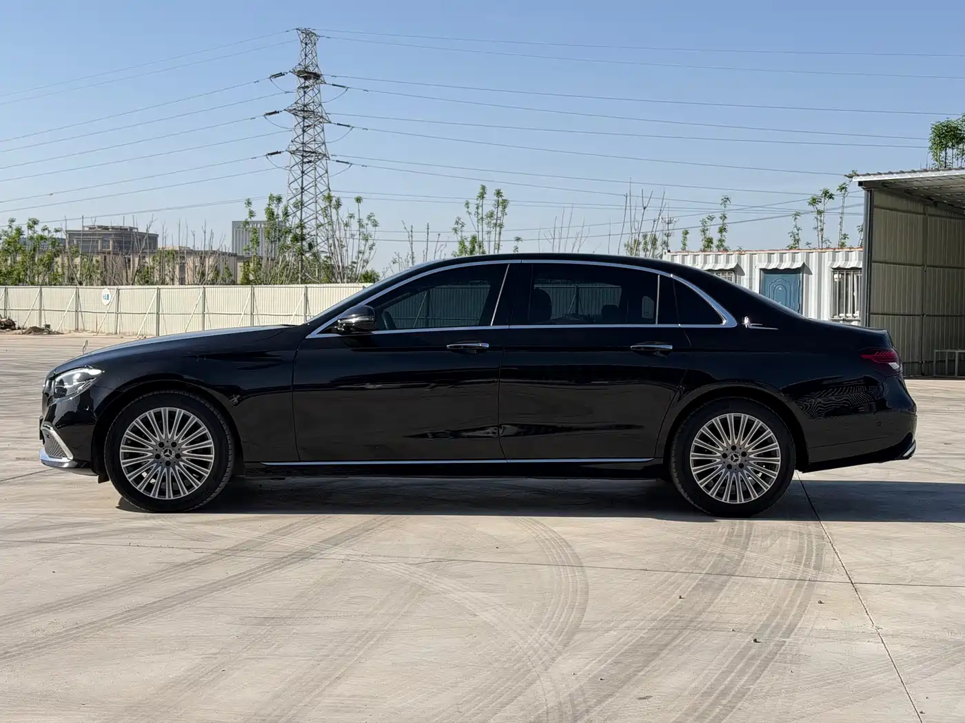 Mercedes-Benz E-Class 2021 E 300 L Fashion фото 4