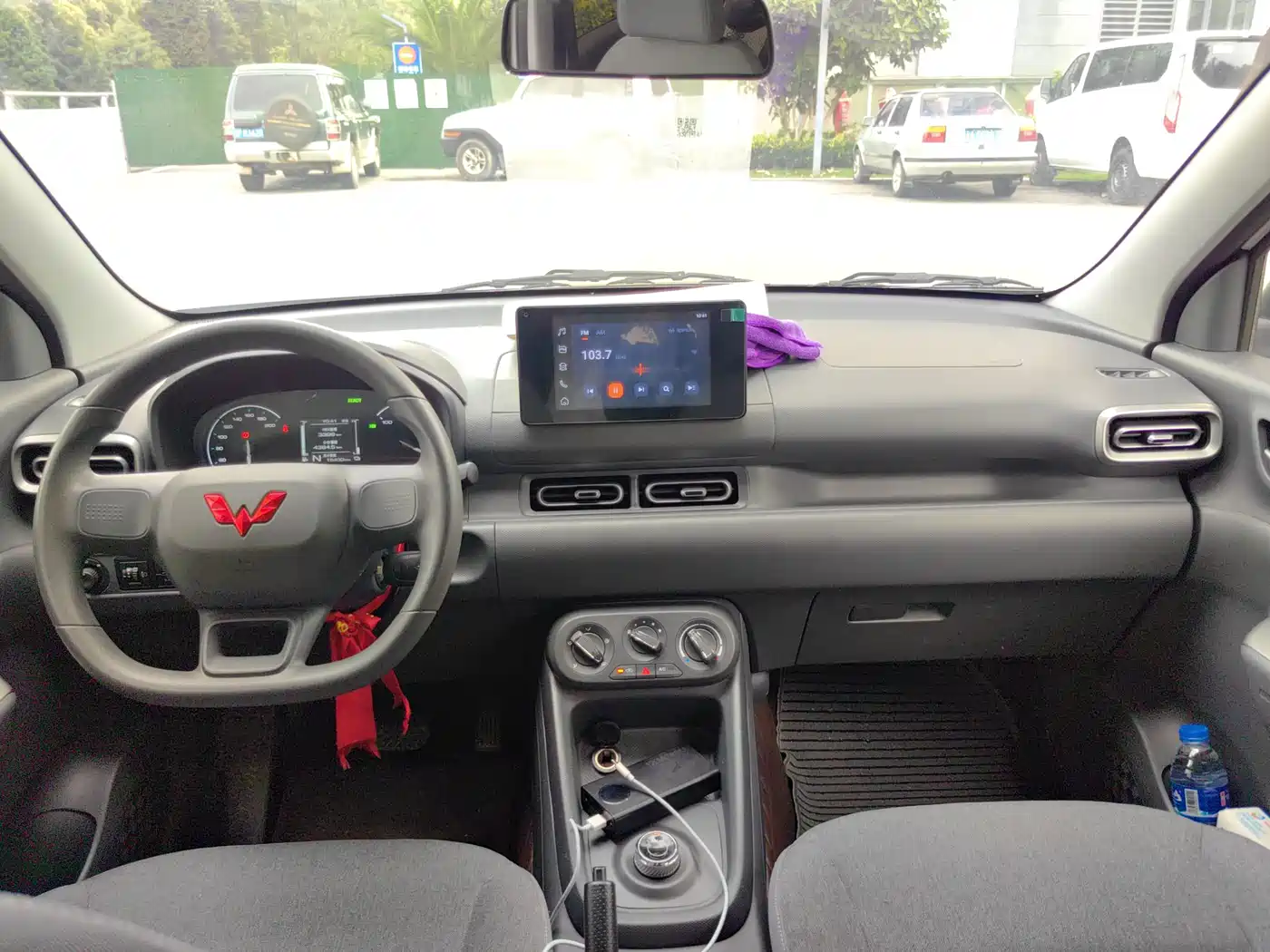 Wuling Motors Wuling Hongguang New Energy 2025 2025 Extended-Range Hybrid 50KM Comfort Version