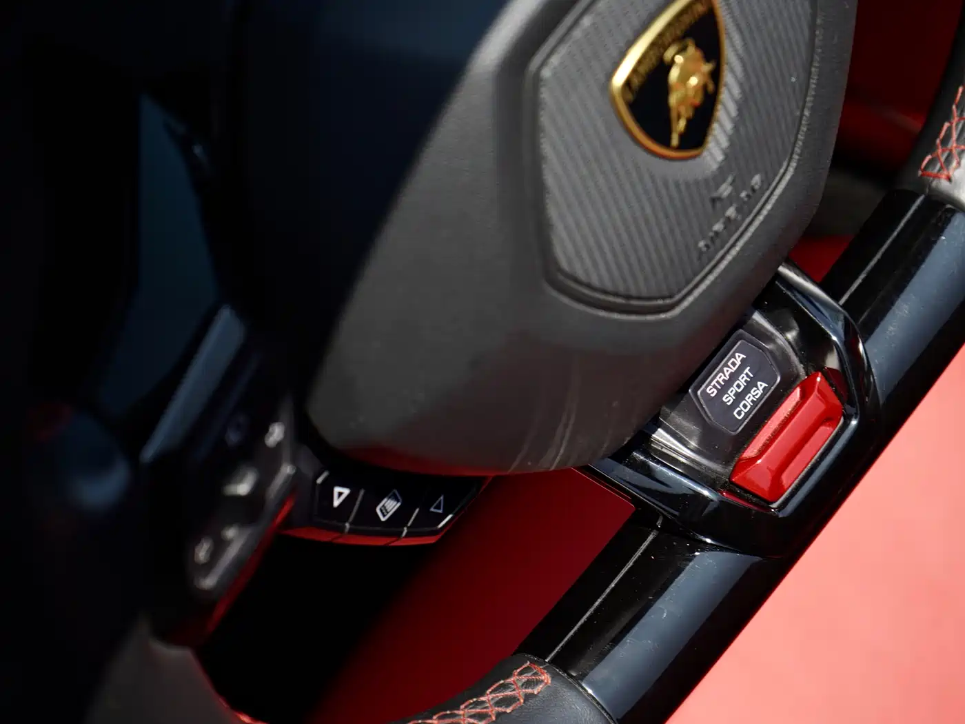 LAMBORGHINI HURACÁN