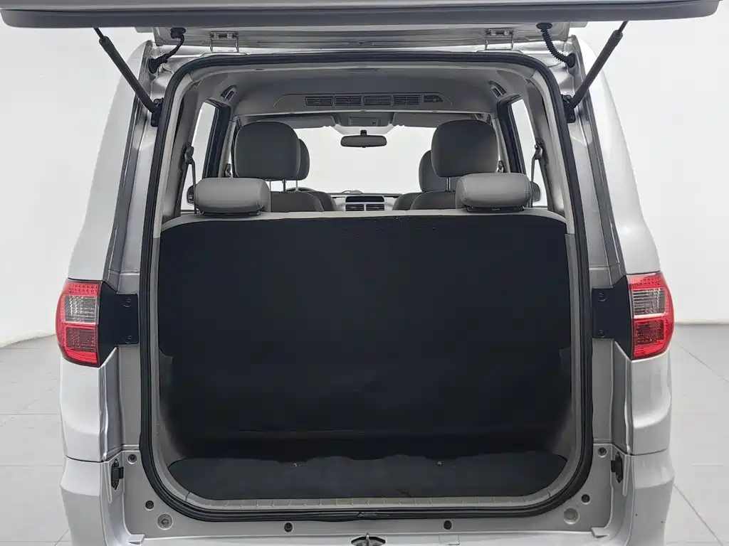 BAIC Weiwang M20 2015 2014 1.5L Comfort BJ415B