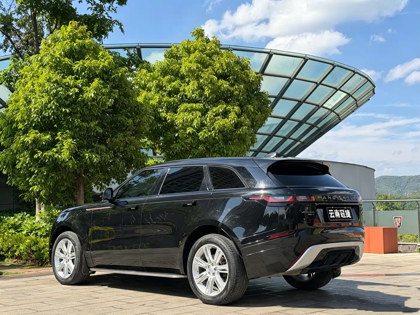 Land Rover Range Rover Velar 2020 P250 R-DYNAMIC S фото 9