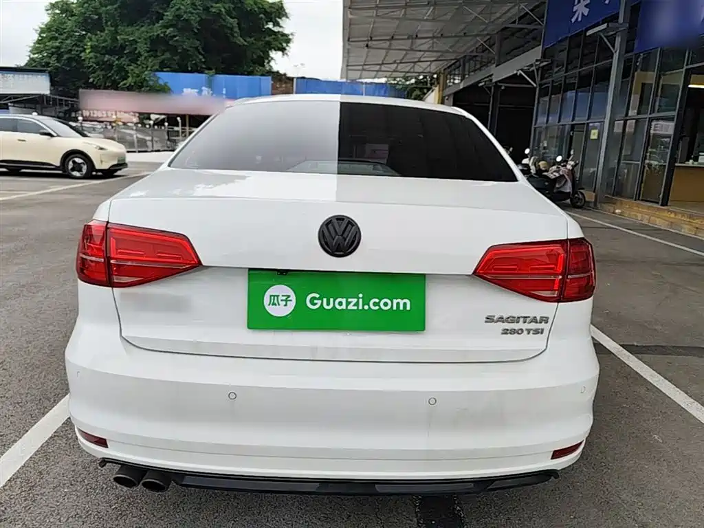 Volkswagen Sagitar 2018 280TSI DSG Spark Edition фото 6