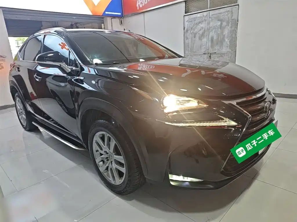 Lexus NX 2015 200t AWD F Sport фото 4