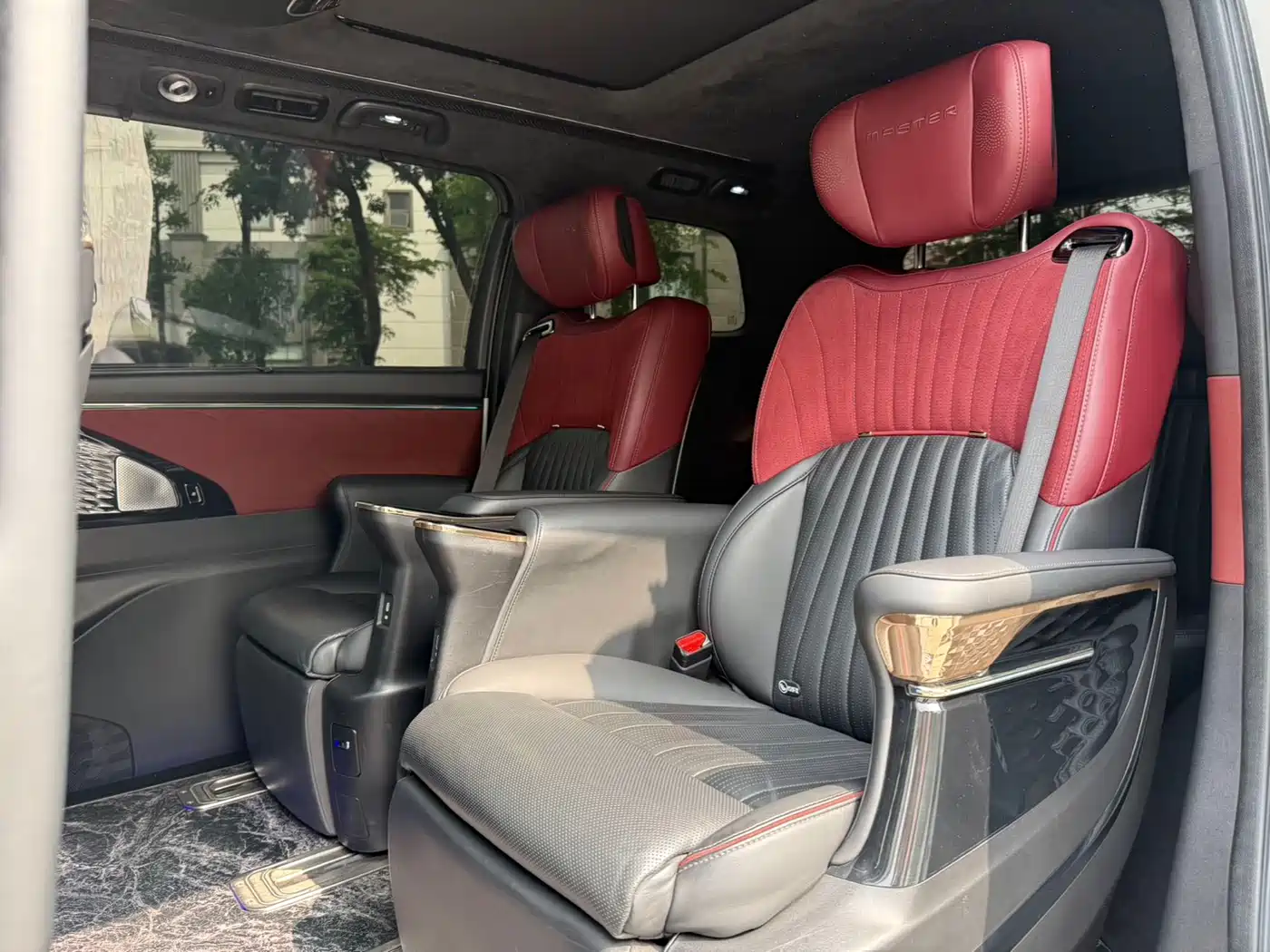 GAC Trumpchi Trumpchi M8 2023 Model Master Series 400T Flagship Edition фото 8