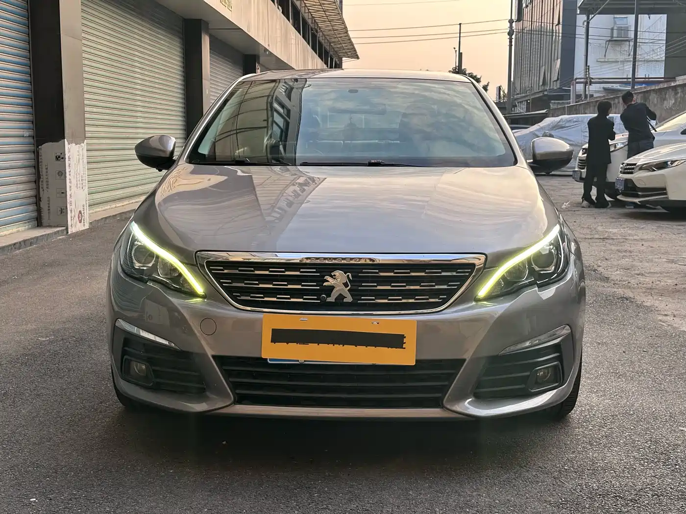 Peugeot 308 2018 1.6L Auto Luxury Edition фото 2
