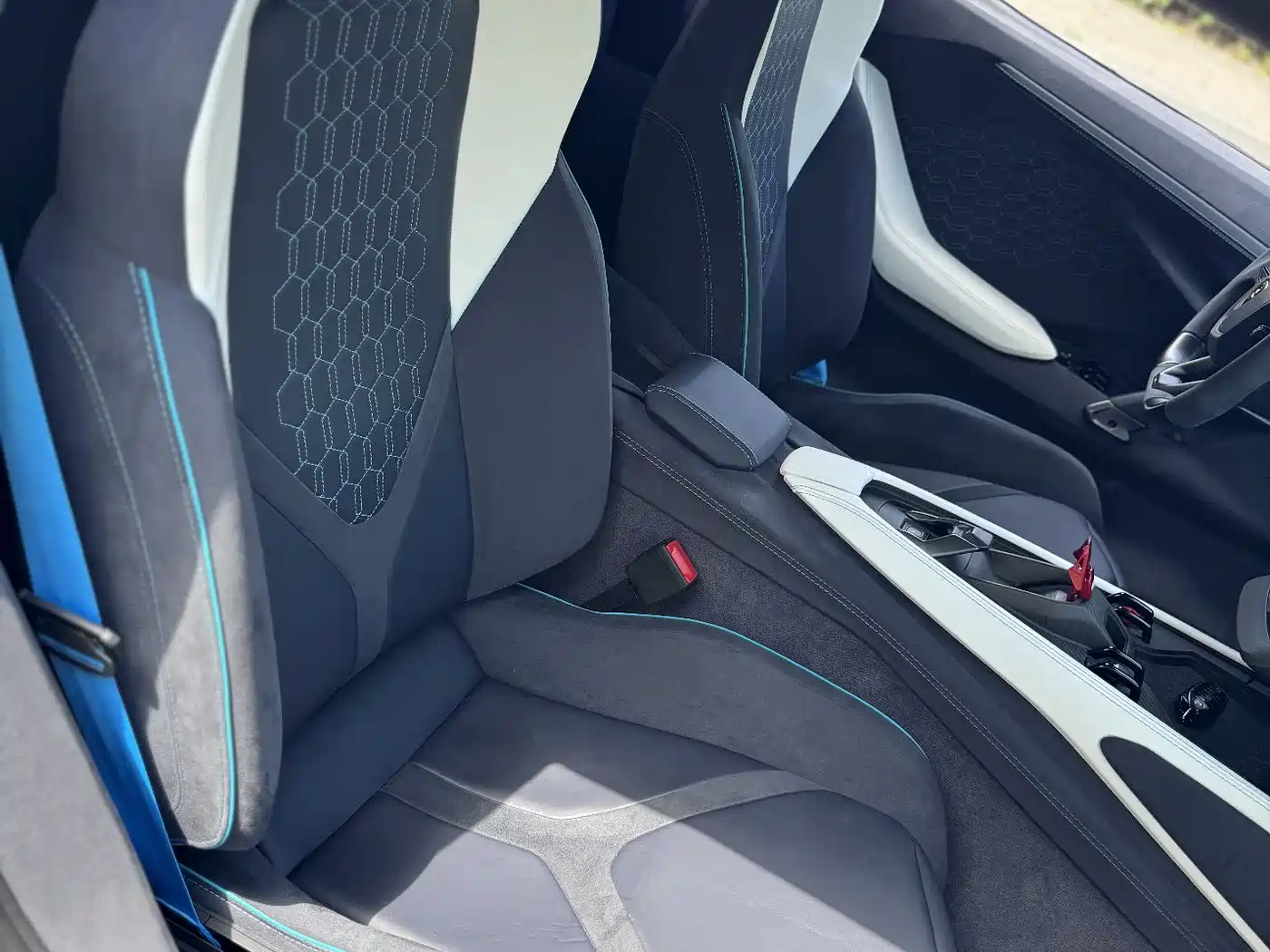 Lamborghini Revuelto 2025 2023 6.5L PHEV Standard