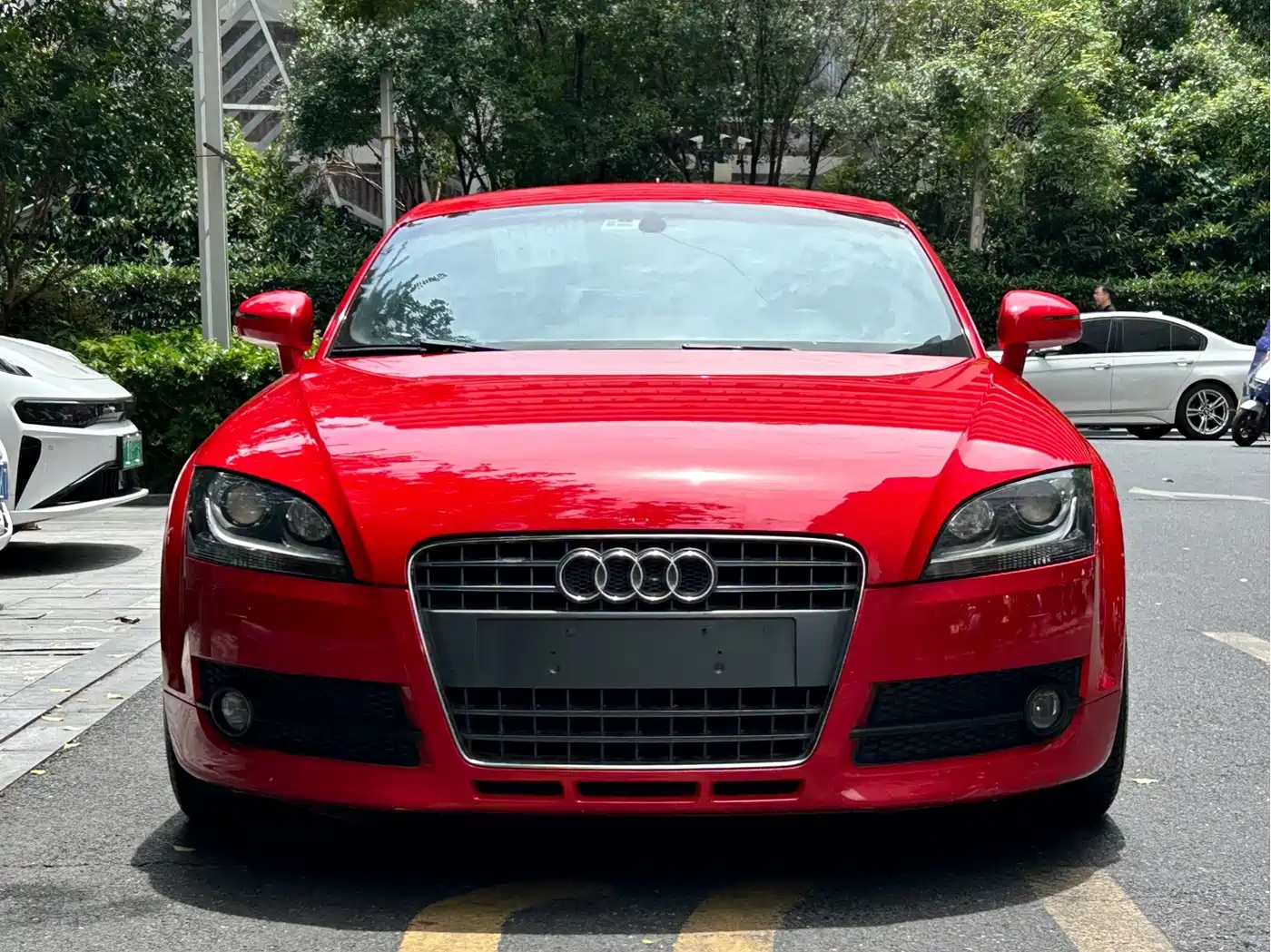 Фото 2 - Audi TT