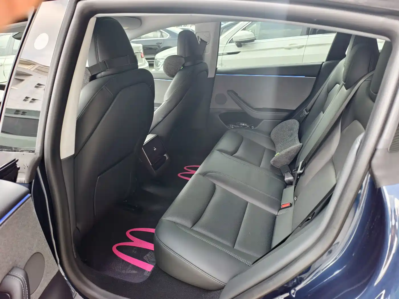 Tesla Model 3 2026 2025 Model Year Facelift Rear-Wheel Drive