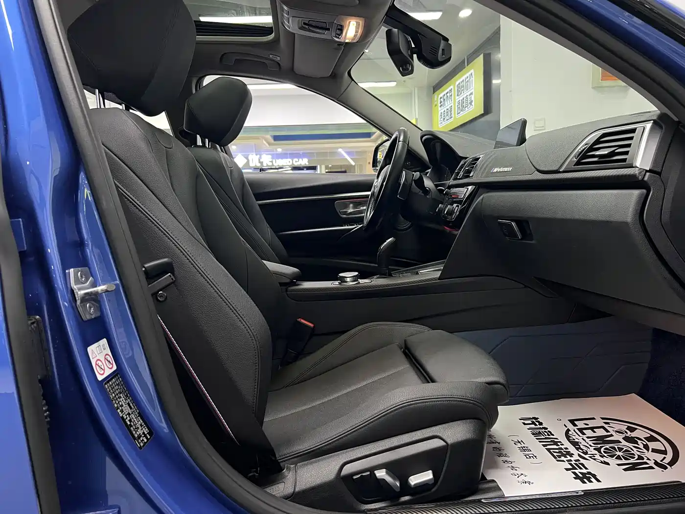 BMW 3 Series 2018 320Li M Sport Black Night Edition фото 23
