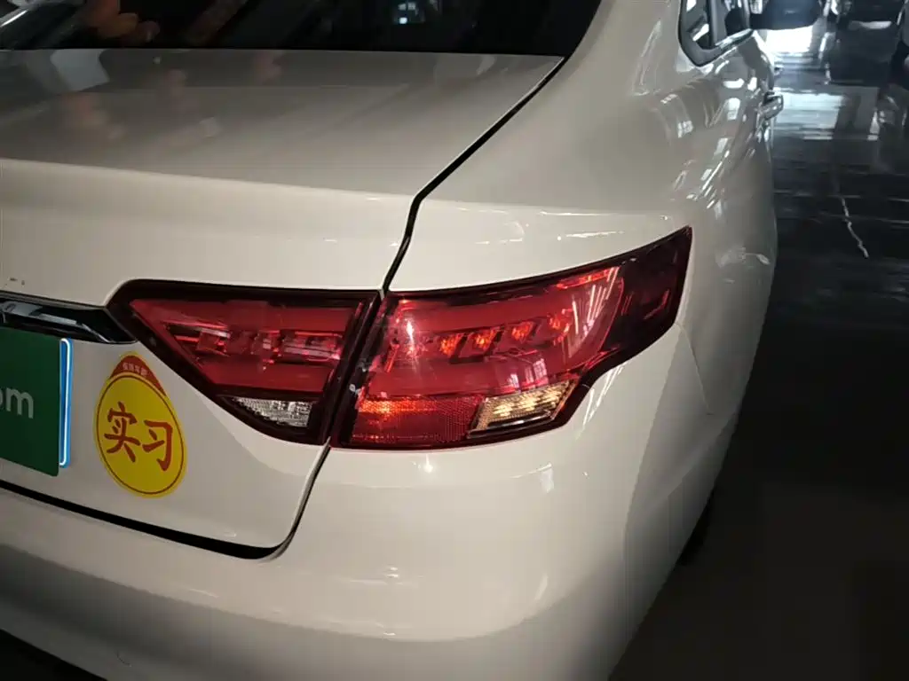 Geely Emgrand GL 2020 2020 1.4T CVT Asian Games Edition