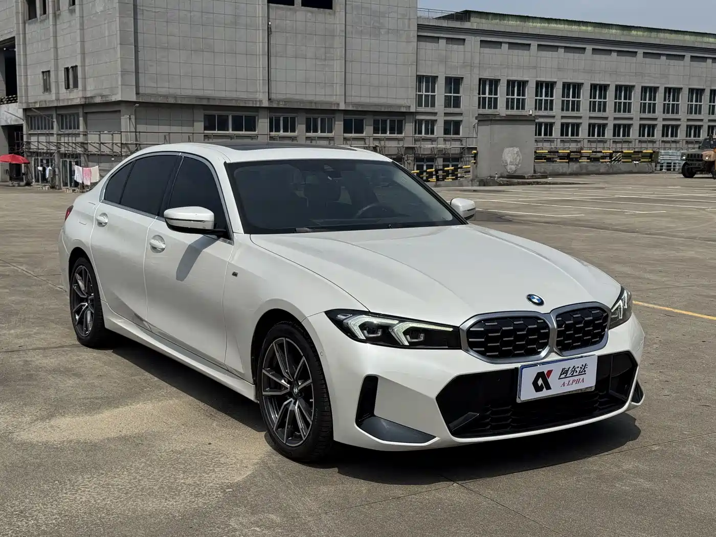 BMW 3 Series 2024 325Li M Sport Package фото 3