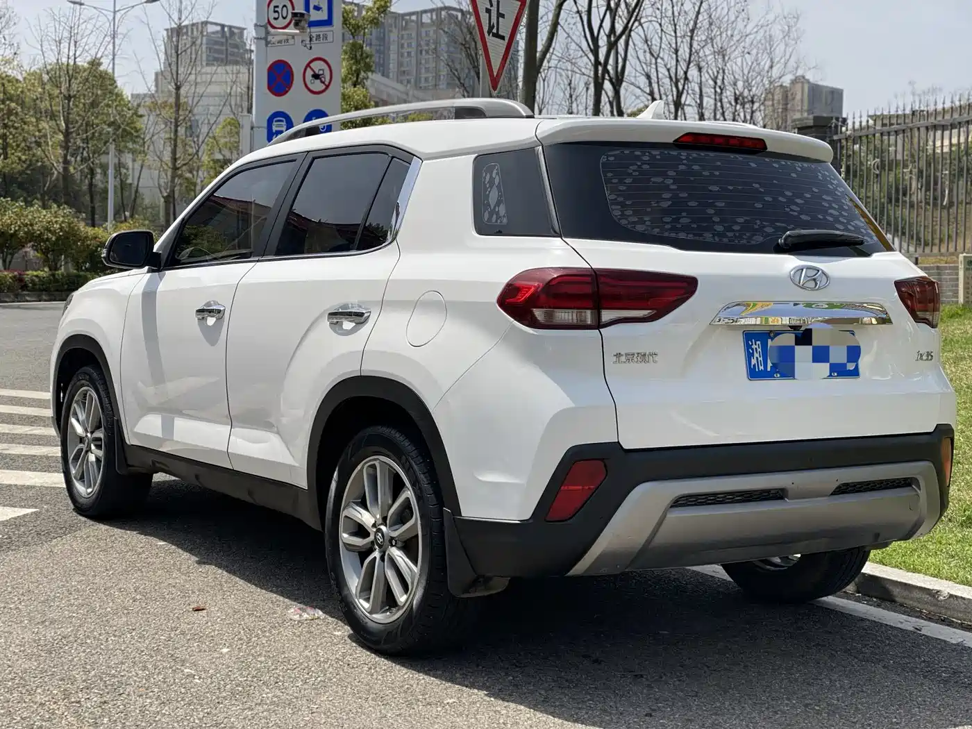 Hyundai Beijing Hyundai ix35 2019 2.0L Automatic 2WD Zhiyong·Smooth Enjoy China VI фото 5