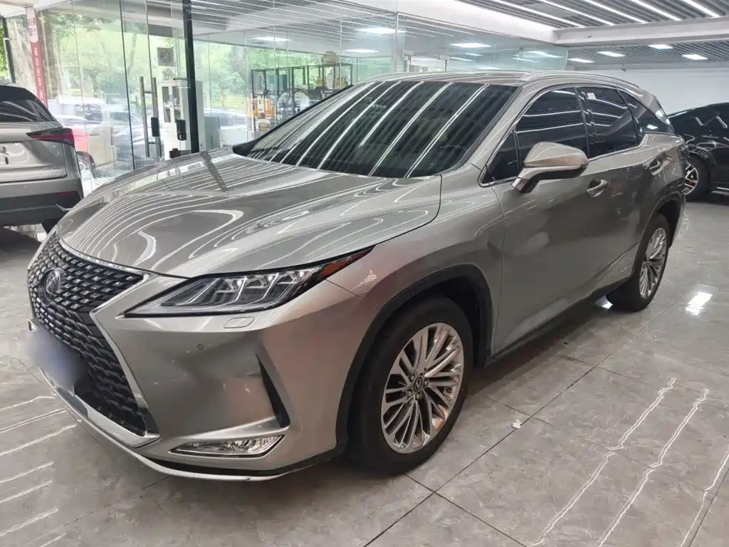 Фото 2 - Lexus RX