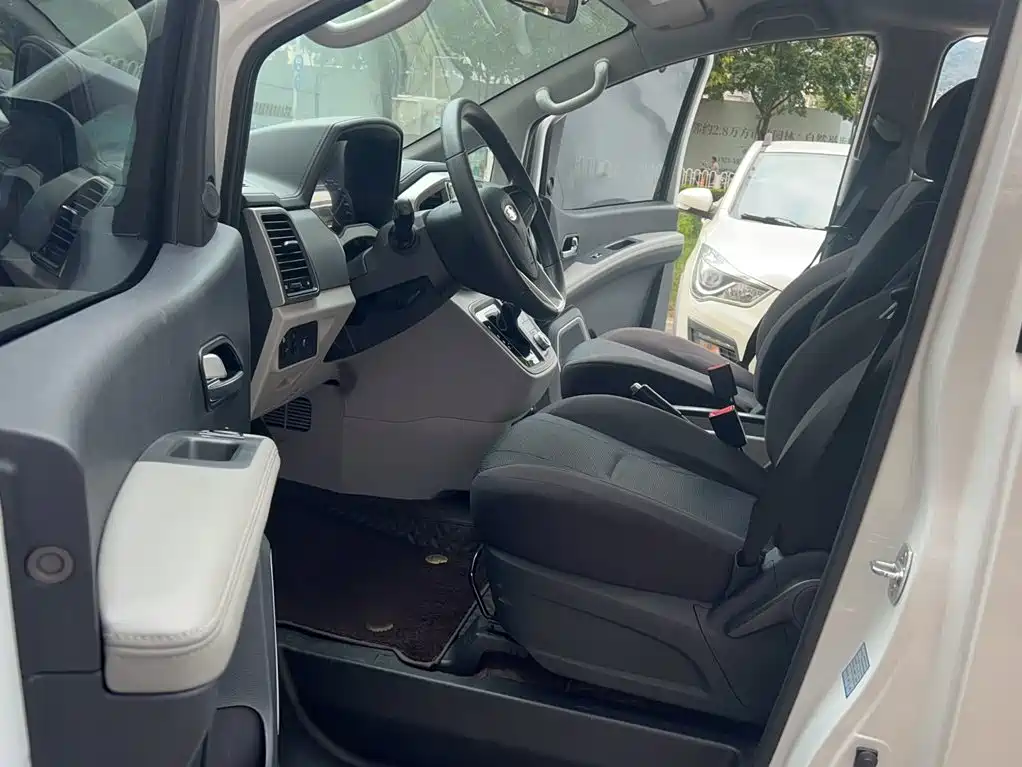2023 JAC Refine M4