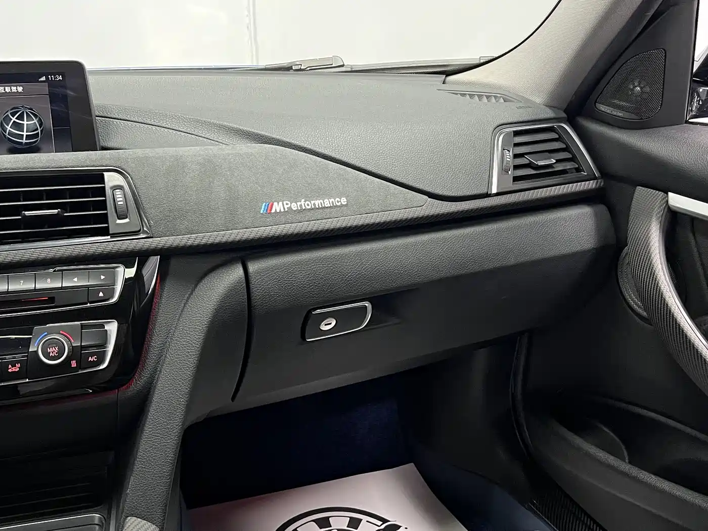 BMW 3 Series 2018 320Li M Sport Black Night Edition фото 28
