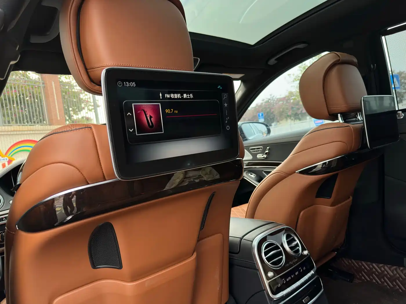 Mercedes-Benz Maybach S-Class 2020 S 450 4MATIC Collector's Edition фото 15