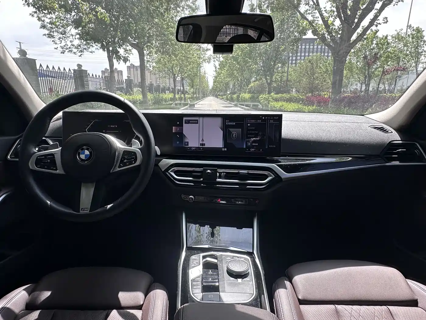 BMW 3 Series 2023 320Li M Sport Package фото 3