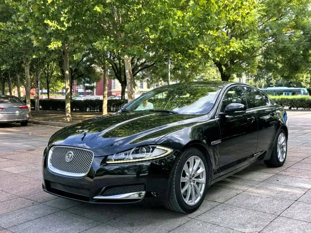Jaguar XF 2012 2012 XF 3.0L V6 Elegance