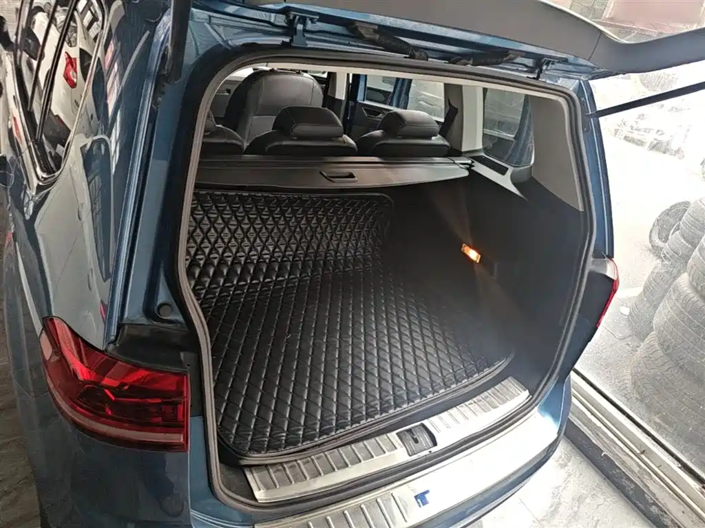 Volkswagen Touran 2016 Touran L 280TSI DSG Comfortline фото 19