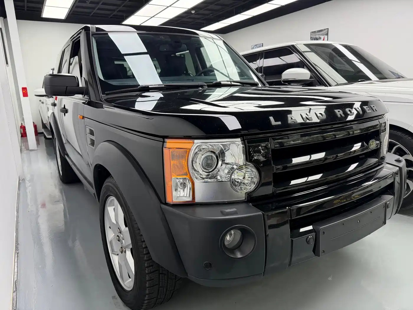Land Rover Discovery 2005 Model 4.4 V8 HSE фото 6