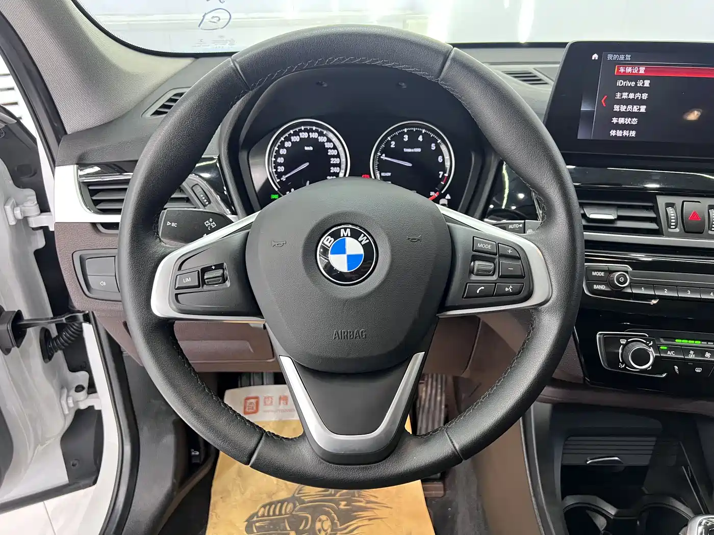 BMW X1 2022 sDrive20Li Fashion фото 11