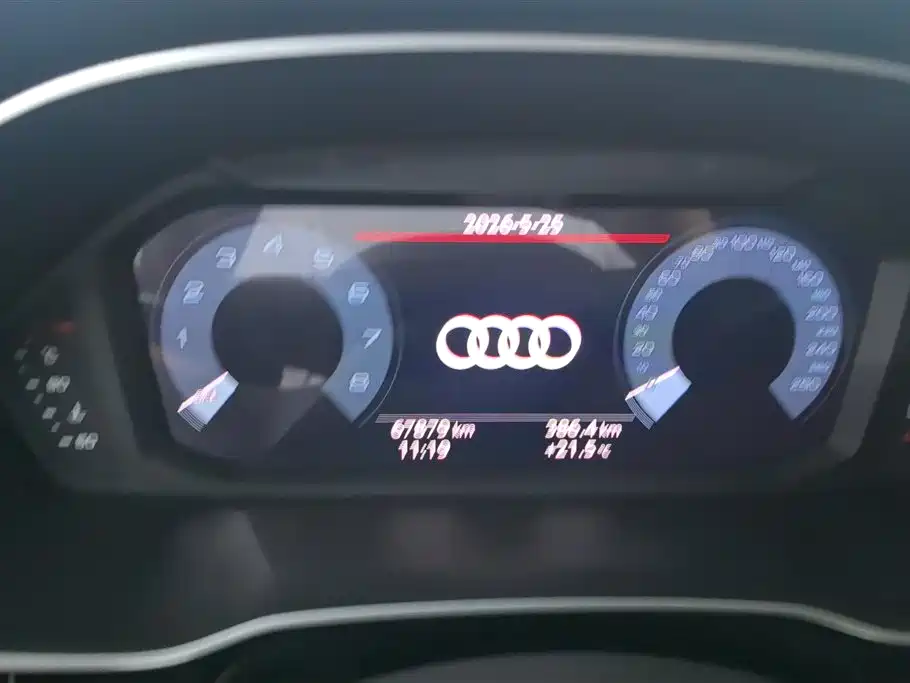 Audi Q3 Sportback 2021 40 TFSI Premium Life Edition фото 14